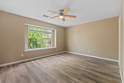 6715 Biggs Court, Houston, TX 77061 - Photo 17