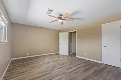 6715 Biggs Court, Houston, TX 77061 - Photo 15