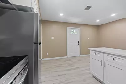 6715 Biggs Court, Houston, TX 77061 - Photo 13