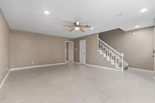 6715 Biggs Ct, Houston, TX 77061 - Photo 7