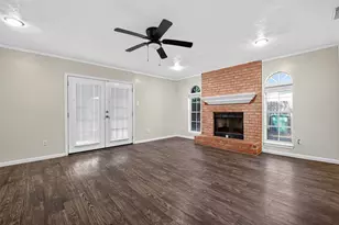 3010 Groton Dr, Houston, TX 77051 - Photo 7