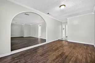 3010 Groton Dr, Houston, TX 77051 - Photo 9