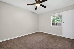 3010 Groton Dr, Houston, TX 77051 - Photo 21