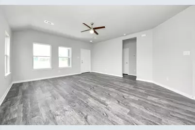 688 Swallow Drive, Palacios, TX 77465 - Photo 11