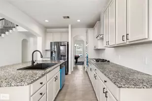 2923 Golden Honey Ln, Richmond, TX 77406 - Photo 9