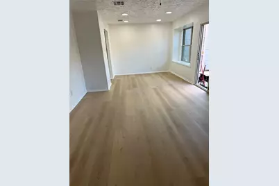 6649 Westwick Drive, Houston, TX 77072 - Photo 7