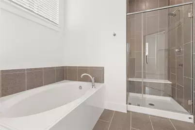 520 Red Cascade Trail, Willis, TX 77318 - Photo 11