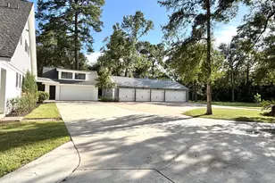 211 Garden W, Conroe, TX 77304 - Photo 3