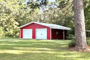 211 Garden W, Conroe, TX 77304 - Photo 9