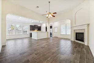 7731 Deep Green Dr, Rosenberg, TX 77469 - Photo 5