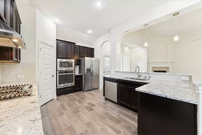 7731 Deep Green Drive, Rosenberg, TX 77469 - Photo 9