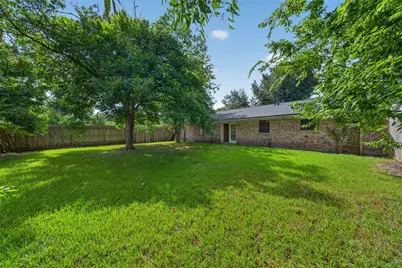8530 Cedel Drive, Houston, TX 77055 - Photo 19