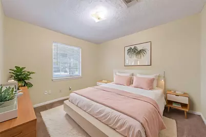 8530 Cedel Drive, Houston, TX 77055 - Photo 13