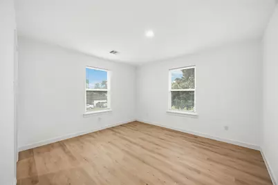 7944 Fields Street #A/B, Houston, TX 77028 - Photo 27