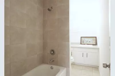 614 Kipling St Street #E8, Houston, TX 77006 - Photo 9
