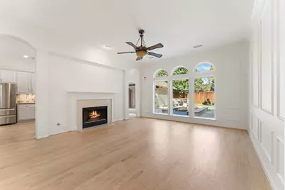 38 N Dragonwood Place, Spring, TX 77381 - Photo 7