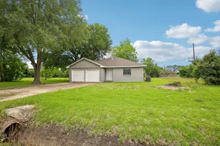 306 S Holmes St, La Porte, TX 77571 - Photo 7