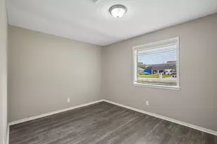 306 S Holmes St, La Porte, TX 77571 - Photo 23