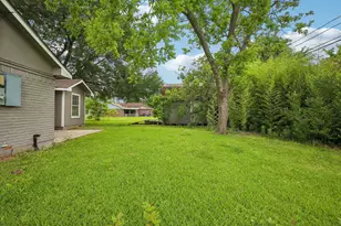 306 S Holmes St, La Porte, TX 77571 - Photo 5