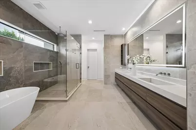 1730 Bayram Drive, Houston, TX 77055 - Photo 11