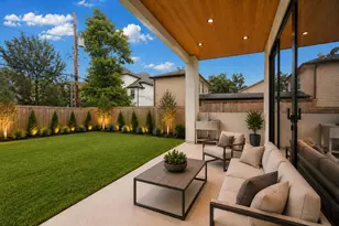 1730 Bayram Dr, Houston, TX 77055 - Photo 7