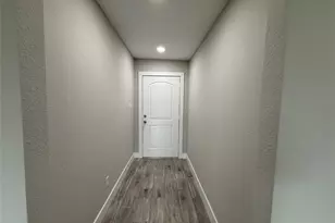 10007 Wren St, La Porte, TX 77571 - Photo 7