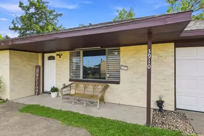 3910 Dickinson Avenue, Dickinson, TX 77539 - Photo 7