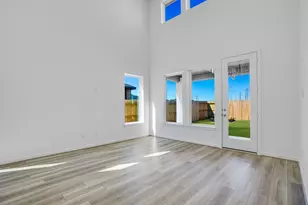 22115 Strathfield Cir, Cypress, TX 77433 - Photo 5