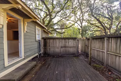 104 S Beauregard Street, Alvin, TX 77511 - Photo 11