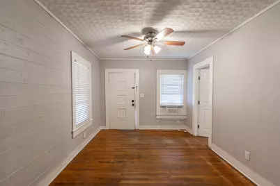 104 S Beauregard Street, Alvin, TX 77511 - Photo 3