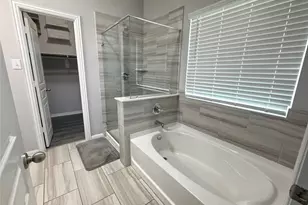 5402 Madison Lee Ln, Houston, TX 77504 - Photo 11
