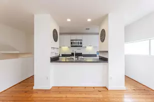 2714 Chenevert St, Houston, TX 77004 - Photo 17
