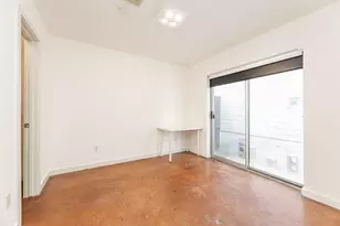 2714 Chenevert St, Houston, TX 77004 - Photo 29