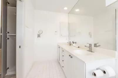 2714 Chenevert Street, Houston, TX 77004 - Photo 37