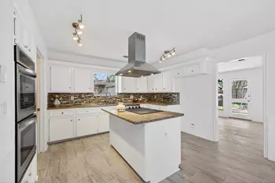 15407 Glenwood Park Drive, Houston, TX 77095 - Photo 11