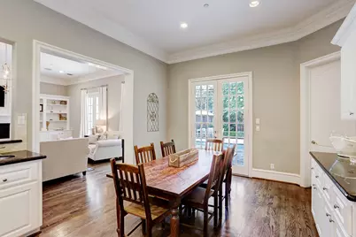 11328 Surrey Oaks Lane, Piney Point Village, TX 77024 - Photo 15