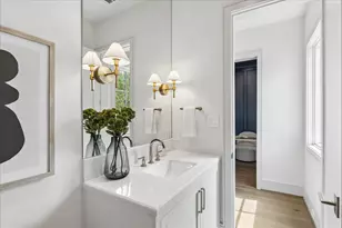 1215 W Pierce St, Houston, TX 77019 - Photo 17