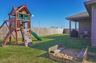 1115 Brahma Cir, East Bernard, TX 77435 - Photo 21