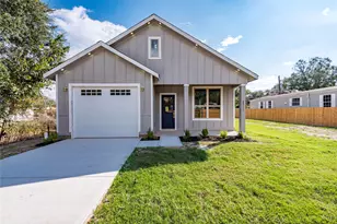 4523 Rose Ln, Fresno, TX 77545 - Photo 1