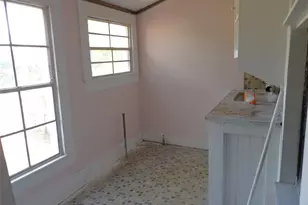 718 E Houston Ave, Crockett, TX 75835 - Photo 29