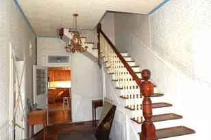 718 E Houston Ave, Crockett, TX 75835 - Photo 5