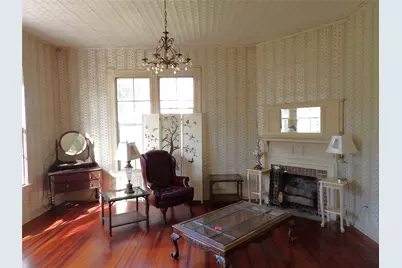 718 E Houston Avenue, Crockett, TX 75835 - Photo 9