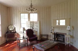 718 E Houston Ave, Crockett, TX 75835 - Photo 9