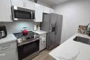 11711 Memorial Dr, Houston, TX 77024 - Photo 7