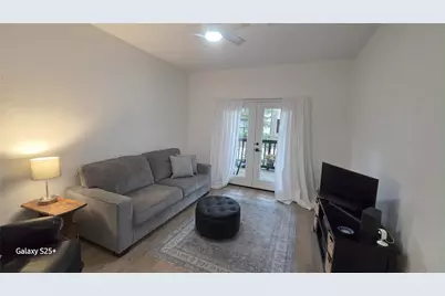11711 Memorial Drive #45, Houston, TX 77024 - Photo 3