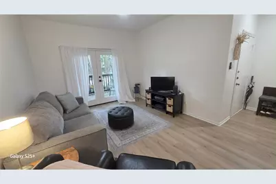 11711 Memorial Drive #45, Houston, TX 77024 - Photo 5