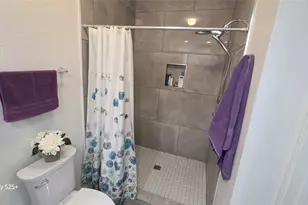 11711 Memorial Dr, Houston, TX 77024 - Photo 11
