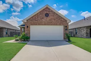 7427 French Quarter Ct, Fulshear, TX 77441 - Photo 3