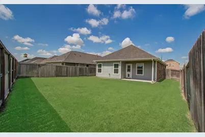 7427 French Quarter Court, Fulshear, TX 77441 - Photo 27