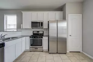 7427 French Quarter Ct, Fulshear, TX 77441 - Photo 13